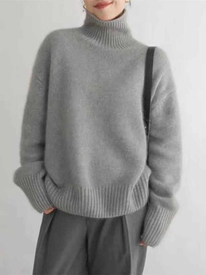 Lorèn™ - Luxe Cashmere Turtleneck Sweater